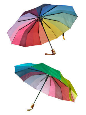 Parapluie fois de l'arc-en-ciel deux protégeant du vent avec l'axe en métal de 8mm